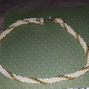 Vintage Choker Style .  Gold and Cream Beaded Necklace